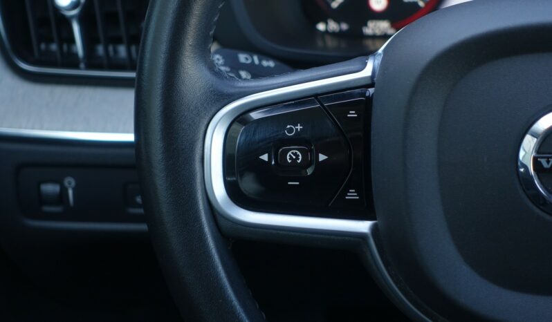 VOLVO XC 60 D4 2.0 L GEARTRONIC 190CH INSCRIPTION complet