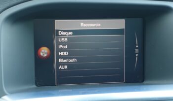 VOLVO V60 1 PHASE 2.0L TDI D4 GEARTRONIC 190CH  MOMENTUM complet