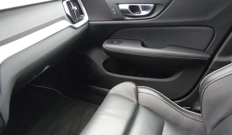 VOLVO V 60 D3 2.0 L 150CH  R-DESIGN complet