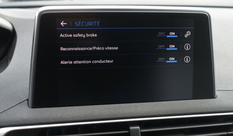 PEUGEOT 3008 1.5 BLUEHDI EAT8 130 CH ALLURE complet