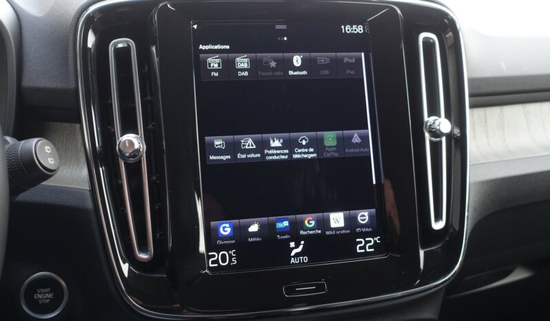 VOLVO XC 40 T4 HYBRIDE RECHARGEABLE GEARTRONIC 211 CH ( 129 CH + 82 CH ) INSCRIPTION complet