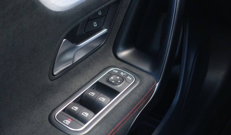 MERCEDES CLA 250 E SHOOTING BRAKE 262 CH EQ POWER HYBRIDE RECHARGEABLE 8G-DCT  AMG-LINE complet