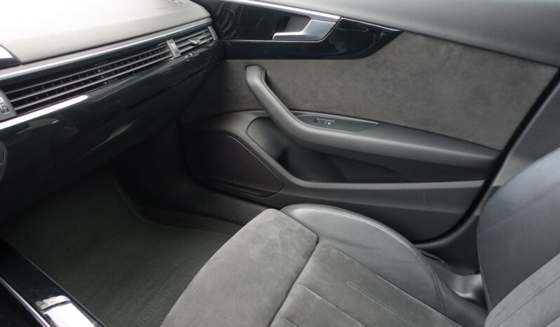 AUDI A4 AVANT 30 TDI MHEV  S-TRONIC complet