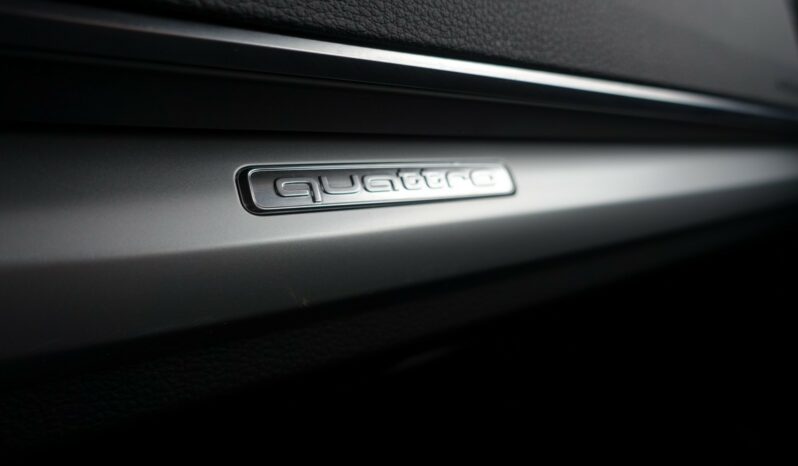 AUDI Q5 50 TFSI E 299 CH QUATTRO S-TRONIC HYBRIDE complet