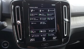 VOLVO XC 40 T4 HYBRIDE RECHARGEABLE GEARTRONIC 211 CH ( 129 CH + 82 CH ) INSCRIPTION complet