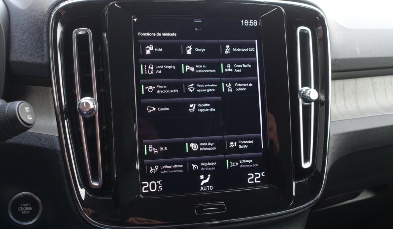 VOLVO XC 40 T4 HYBRIDE RECHARGEABLE GEARTRONIC 211 CH ( 129 CH + 82 CH ) INSCRIPTION complet