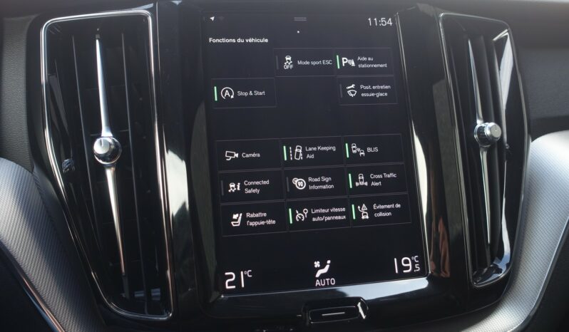 VOLVO XC 60 D4 2.0 L GEARTRONIC 190CH R-DESIGN complet