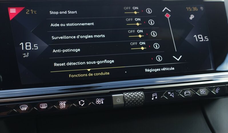DS7 CROSSBACK HDI EAT8 130 CH SO-CHIC RIVOLI complet
