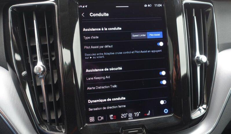 VOLVO XC 60 B4 2.0 L GEARTRONIC 197 CH MHEV  MOMENTUM complet