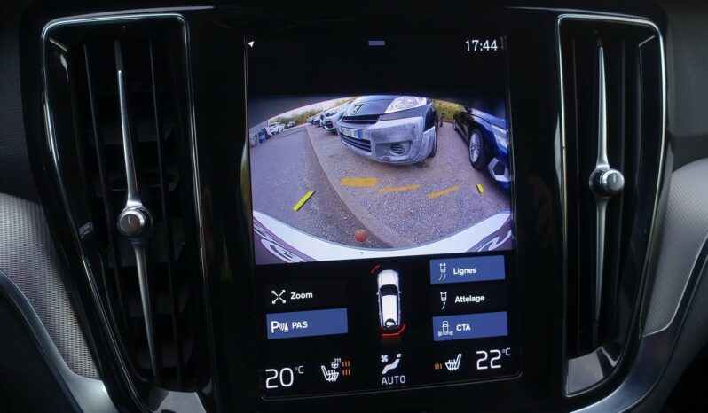 VOLVO V 60 T6 HYBRIDE RECHARGEABLE GEARTRONIC AWD 340 CH ( 253 CH + 87 CH ) R-DESIGN complet