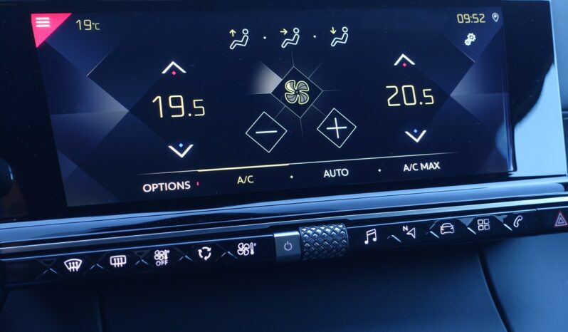 DS7 CROSSBACK BLUEHDI 130 CH EAT8 GRAND-CHIC RIVOLI complet