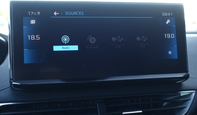 PEUGEOT 5008 1.5 L BLUEHDI EAT8 7 PLACES 130 CH  GT complet