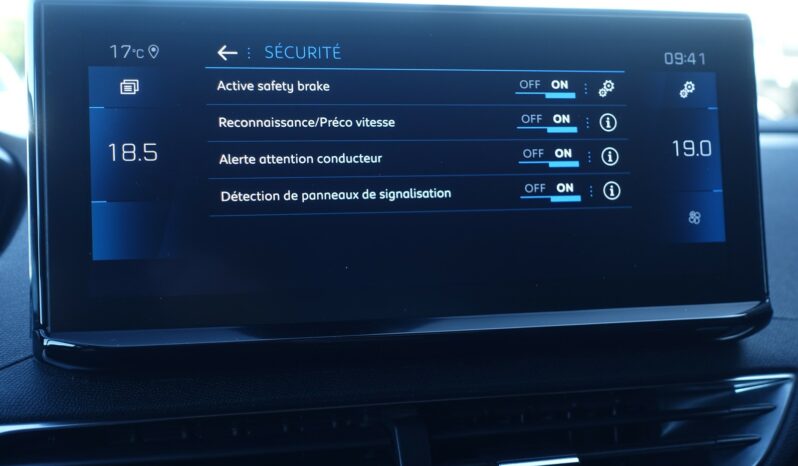 PEUGEOT 5008 1.5 L BLUEHDI EAT8 7 PLACES 130 CH  GT complet