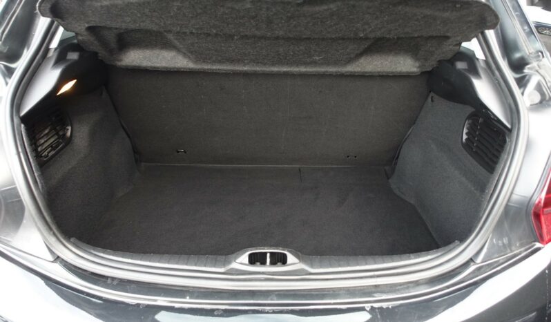 PEUGEOT 208 1.6L HDI 75CH 5 PORTES  LIKE complet