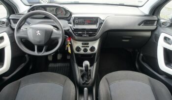 PEUGEOT 208 1.6L HDI 75CH 5 PORTES  LIKE complet