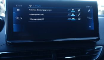 PEUGEOT 5008 1.5 L BLUEHDI EAT8 7 PLACES 130 CH  GT complet