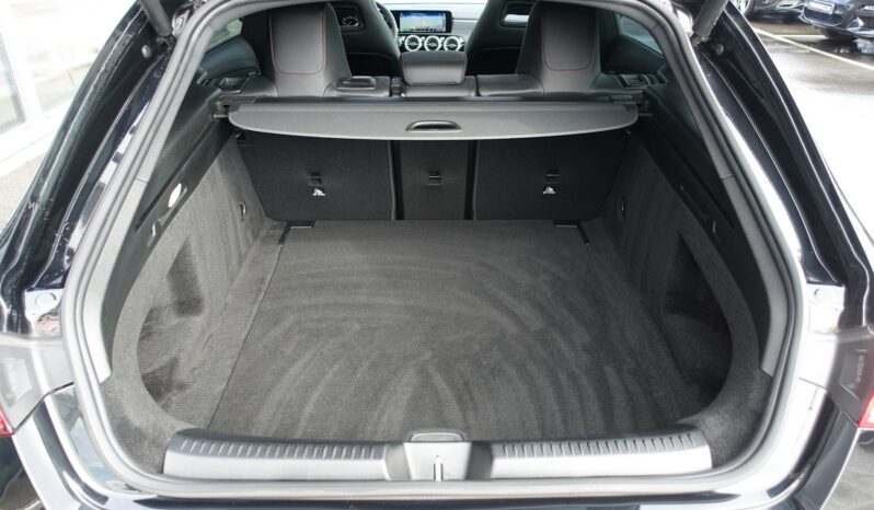 MERCEDES CLA 180D SHOOTING BRAKE 8G-DCT ( Break )  AMG-LINE complet