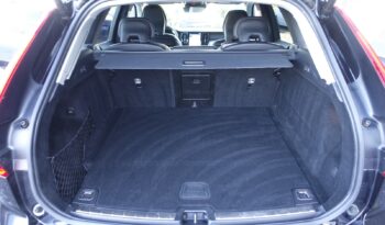 VOLVO XC 60 B4 2.0L D GEARTRONIC 197CH MHEV  MOMENTUM complet