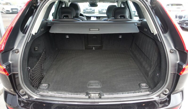 VOLVO XC 60 B4 2.0L D GEARTRONIC 197CH MHEV  INSCRIPTION complet