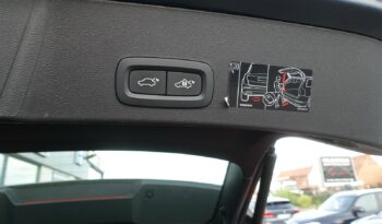 VOLVO XC 40 T4 HYBRIDE RECHARGEABLE GEARTRONIC 211 CH ( 129 CH + 82 CH ) INSCRIPTION complet