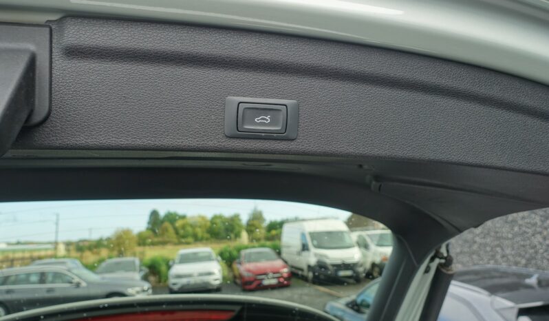 AUDI Q3 SPORTBACK 45 TFSI E S-TRONIC 245 CH HYBRIDE RECHARGEABLE complet