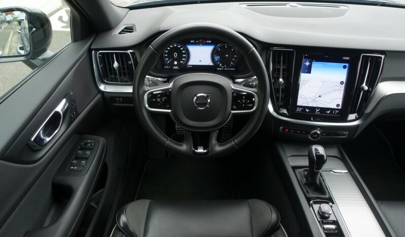 VOLVO V 60 D3 2.0 L 150CH  R-DESIGN complet