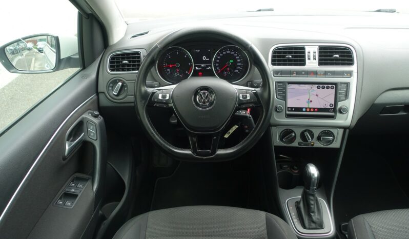 VOLKSWAGEN POLO V 1.4L TDI DSG7 R-LINE INT complet