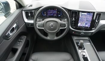 VOLVO XC 60 B4 2.0 L GEARTRONIC 197 CH MHEV  MOMENTUM complet