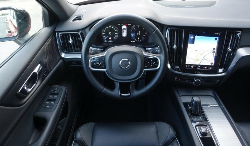 VOLVO V 60 B4 2.0L GEARTRONIC 197CH MHEV  R-DESIGN complet