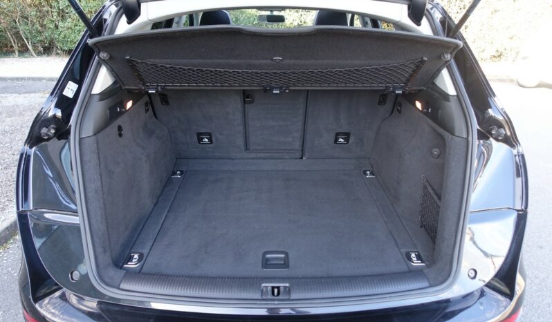 AUDI Q5 2.0L TDI complet