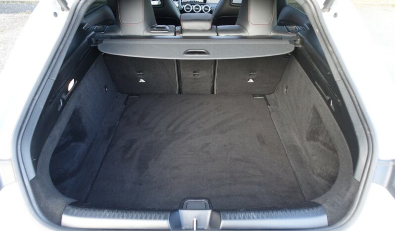 MERCEDES CLASSE CLA 200D SHOOTING BRAKE 150 CH 8G-DCT  AMG-LINE complet