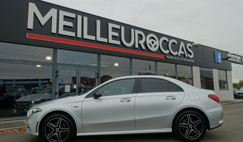 MERCEDES CLASSE A 250 E 218 CH HYBRIDE RECHARGEABLE 8G-DCT  AMG-LINE complet