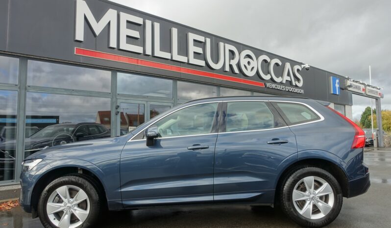 VOLVO XC 60 B4 2.0 L GEARTRONIC 197 CH MHEV  MOMENTUM complet