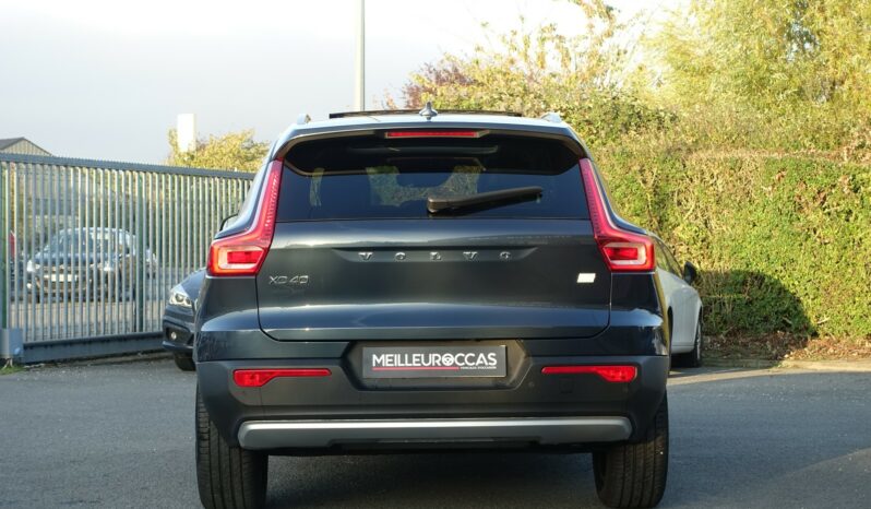 VOLVO XC 40 T4 HYBRIDE RECHARGEABLE GEARTRONIC 211 CH ( 129 CH + 82 CH ) MOMENTUM complet