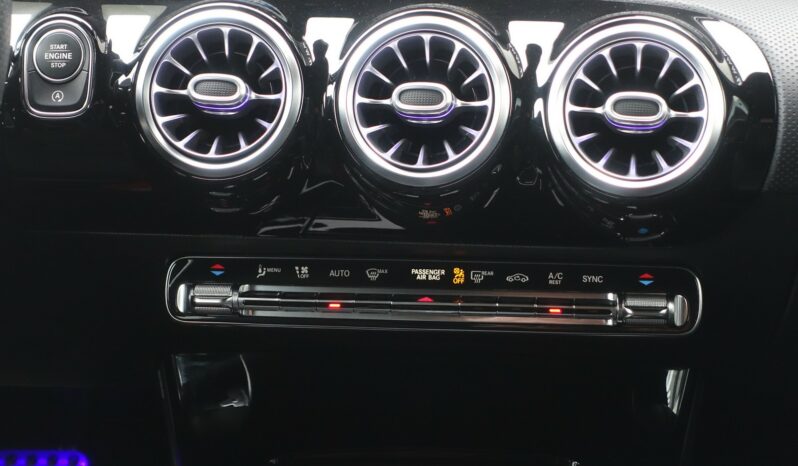 MERCEDES CLA 180D SHOOTING BRAKE 7G-DCT ( Break ) AMG-LINE complet