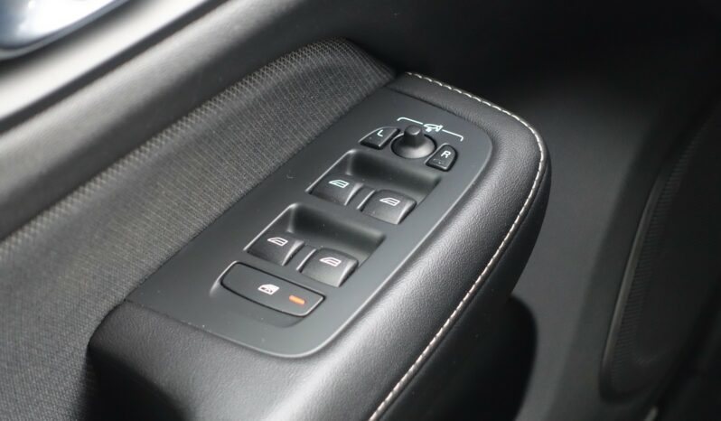 VOLVO V 60 D3 2.0 L GEARTRONIC 150CH R-DESIGN complet