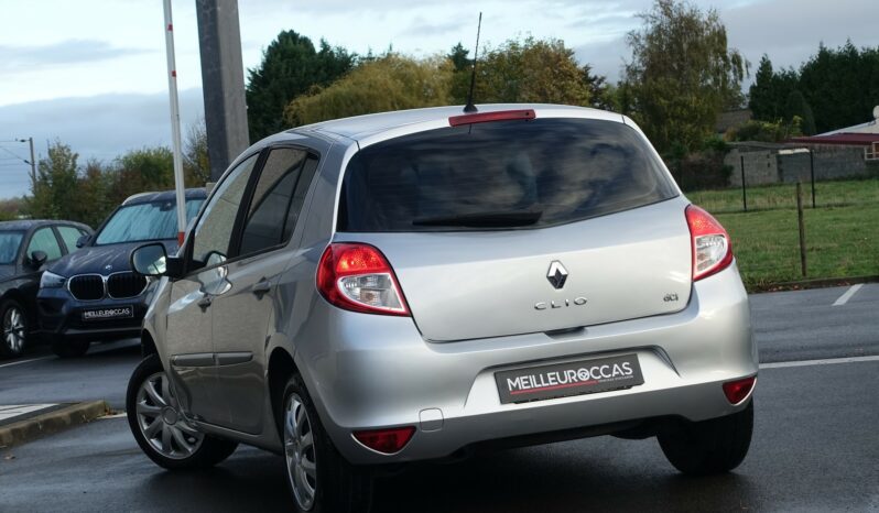 RENAULT CLIO III 1.5L DCI ECO2 PHASE 2 75 CV complet