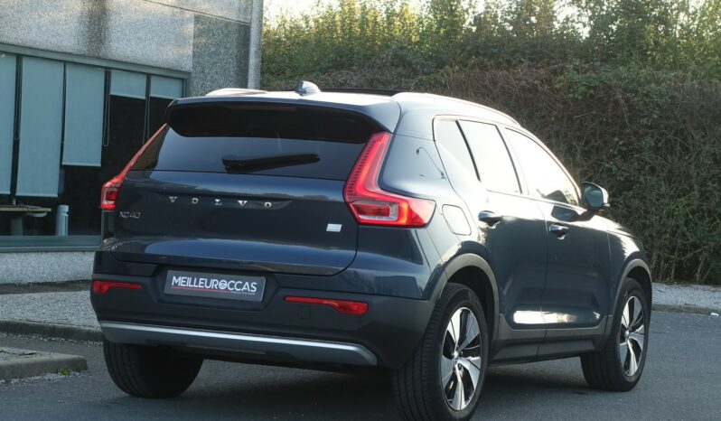 VOLVO XC 40 T4 HYBRIDE RECHARGEABLE GEARTRONIC 211 CH ( 129 CH + 82 CH ) MOMENTUM complet