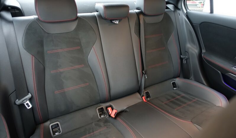 MERCEDES CLASSE A 250 E 218 CH HYBRIDE RECHARGEABLE 8G-DCT  AMG-LINE complet