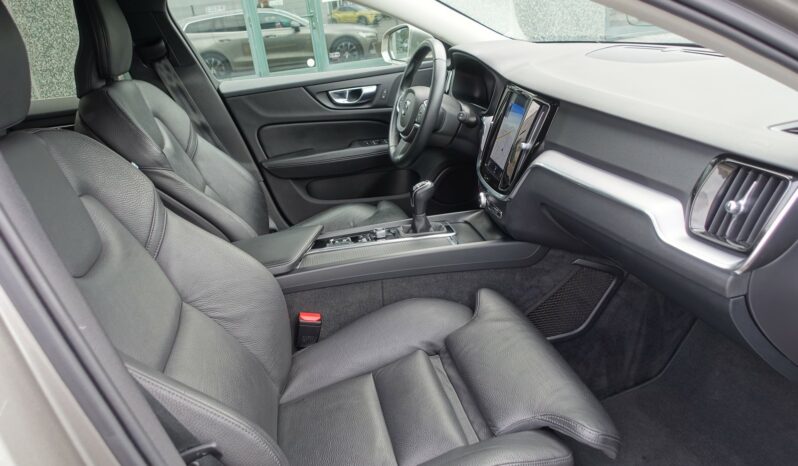 VOLVO V 60 D3 2.0 L 150CH  MOMENTUM complet