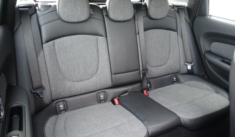 MINI CLUBMAN COOPER 2.0 DA 150 CH BVA 5 PORTES 5 PLACES complet