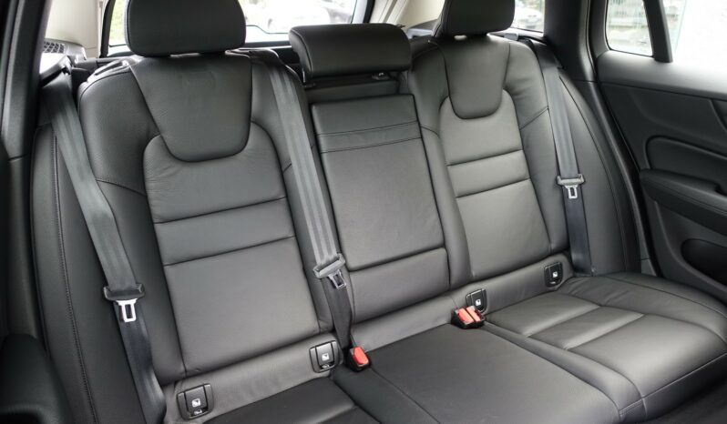 VOLVO V 60 D3 2.0 L 150CH  MOMENTUM complet