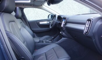 VOLVO XC 40 T4 HYBRIDE RECHARGEABLE GEARTRONIC 211 CH ( 129 CH + 82 CH ) MOMENTUM complet