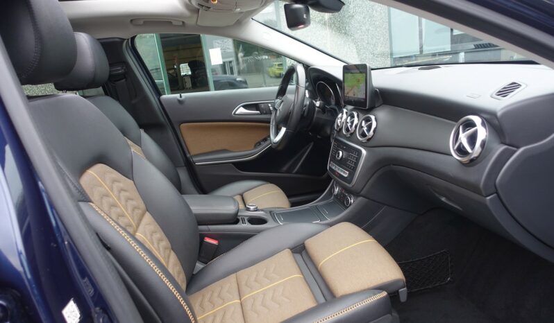 MERCEDES CLASSE GLA 200 D 7G-DCT 136CH complet