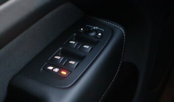 VOLVO XC 60 D4 2.0 L GEARTRONIC 163CH R-DESIGN complet