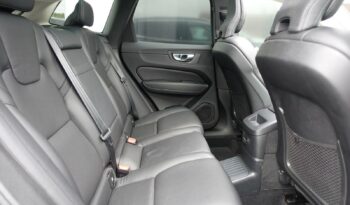 VOLVO XC 60 T8 4WD HYBRIDE RECHARGEABLE GEARTRONIC 390 CH  INSCRIPTION complet