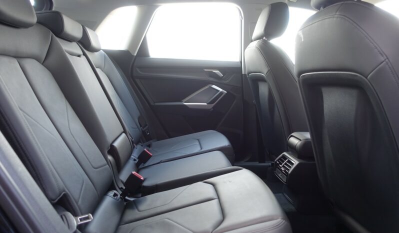 AUDI Q3 35 TDI 150 CH S-TRONIC complet