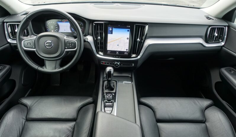 VOLVO V 60 D3 2.0 L 150CH  MOMENTUM complet