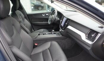 VOLVO XC 60 B4 2.0 L GEARTRONIC 197 CH MHEV  MOMENTUM complet