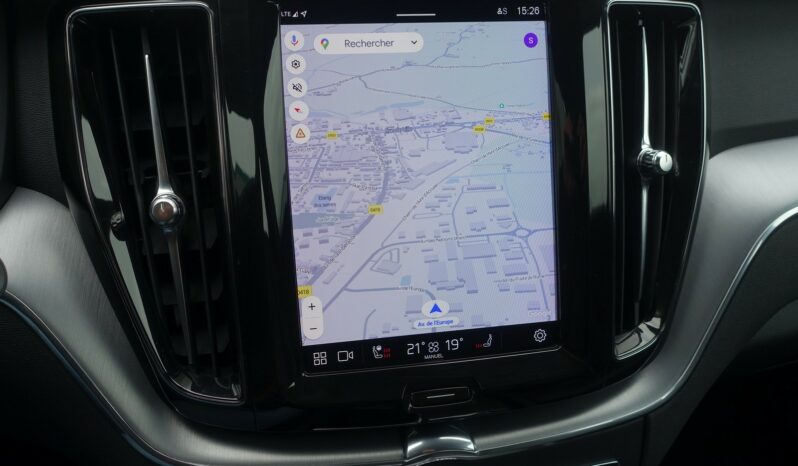 VOLVO XC 60 B4 2.0 L GEARTRONIC 197 CH MHEV  MOMENTUM complet